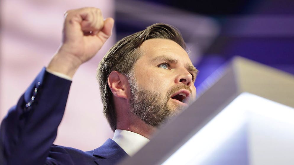 Il senatore DJ Vance alla convention repubblicana di Milwaukee