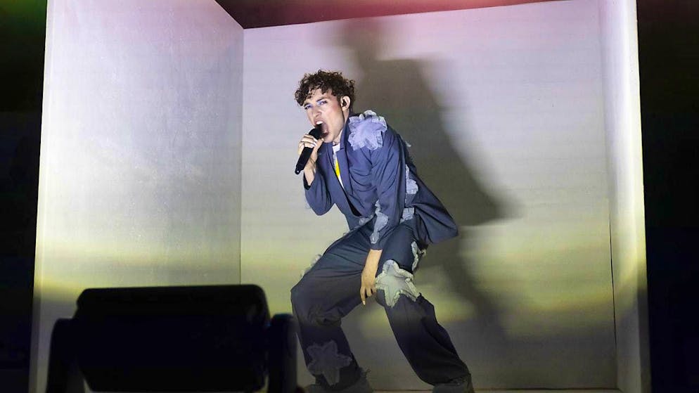 Nemo plays first festival after ESC victory on the Gurten in Bern - Gallery. Nemo played his first festival since winning the ESC on Thursday evening at the Gurten in Bern.