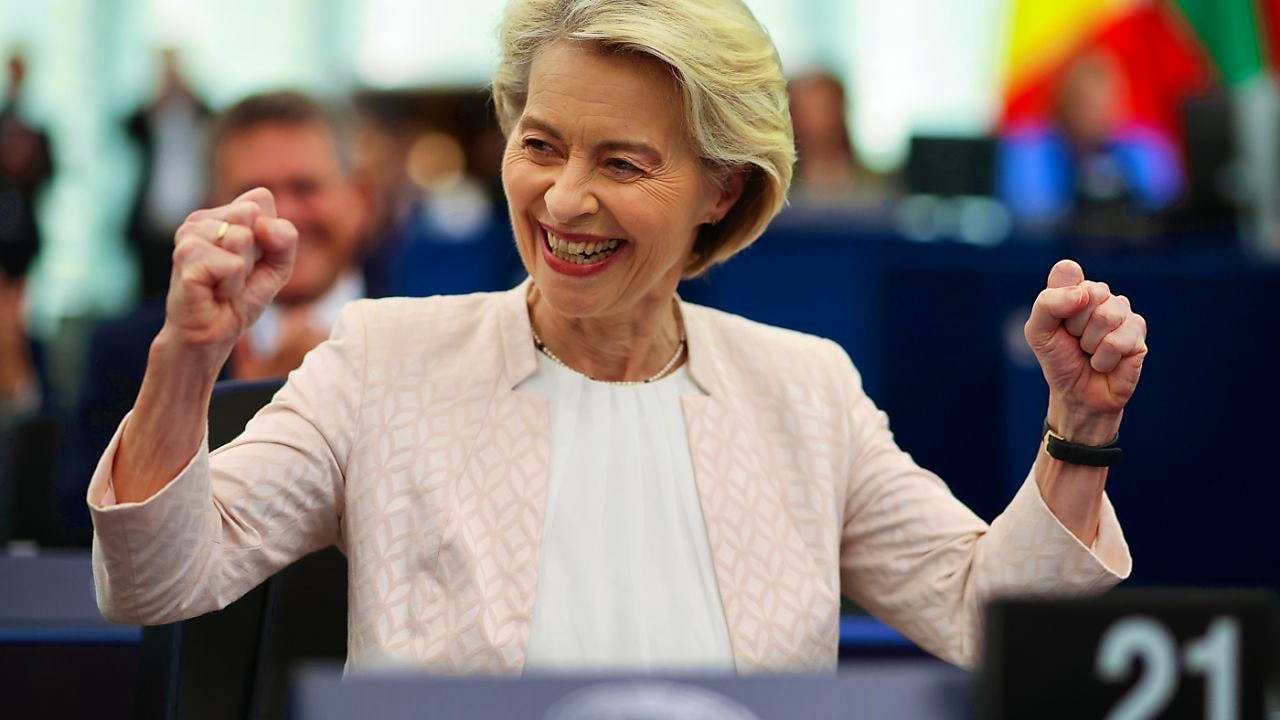 Politics. European Parliament approves second term of office for von der Leyen