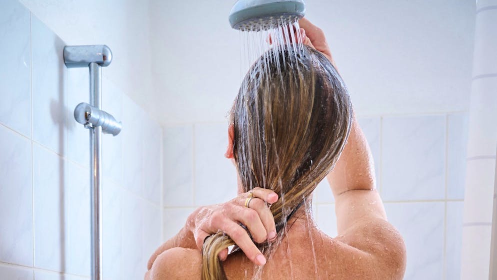 It starts as soon as you get up. These 9 well-known morning routines are much unhealthier than you might think