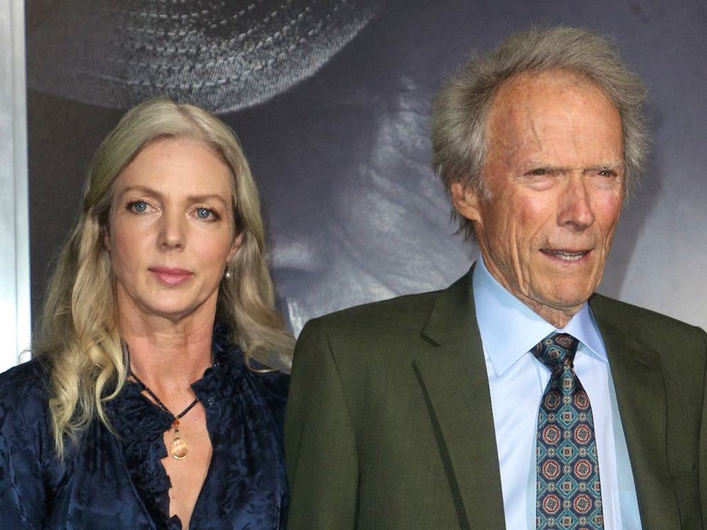 La compagna Christina Sandera e Clint Eastwood