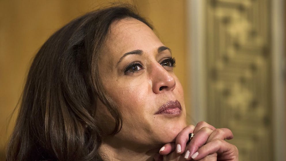La vicepresidente Usa, Kamala Harris, potrebbe correre contro Trump in novembre qualora i democratici decidessero di lanciarla nella corsa alla Casa Bianca.