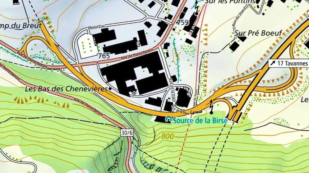 Diesel leaked in an industrial zone just below the source of the Birs in Tavannes on Monday morning.