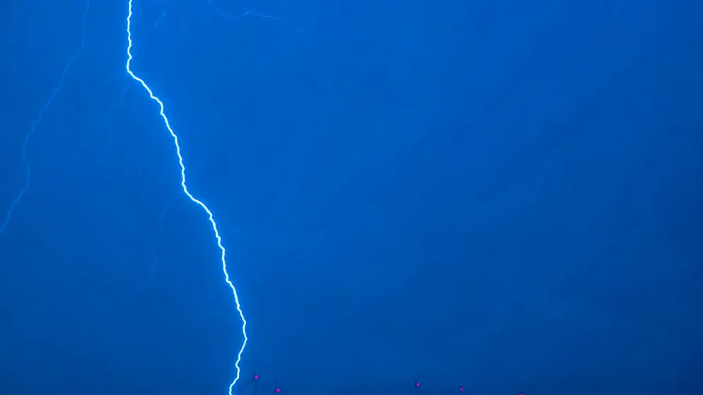 ARCHIVE - A thunderstorm in the mountains was the undoing of a 22-year-old hiker. Photo: Jens Büttner/dpa-Zentralbild/dpa