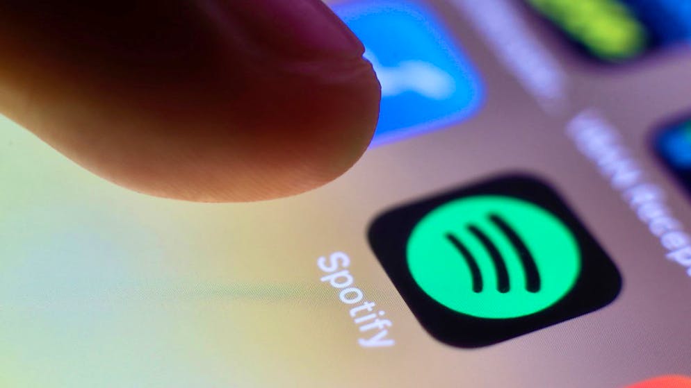 Der Streaming-Dienst Spotify hat insgesamt 626 Millionen aktive Nutzer, von denen 246 Millionen ein Abonnement abgeschlossen haben. (Archivbild)