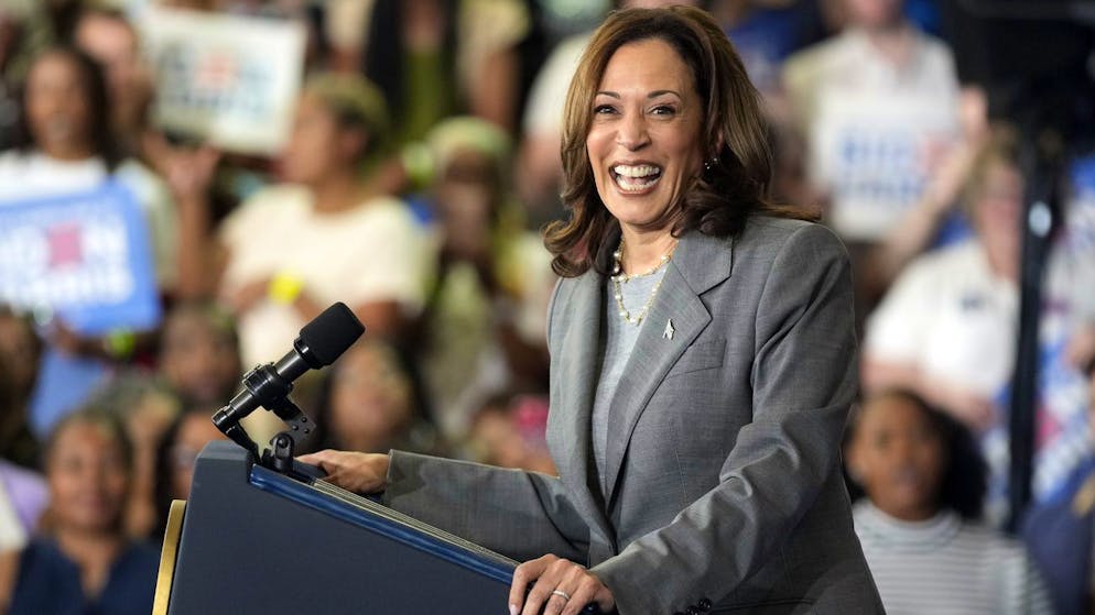 US-Vizepräsidentin Kamala Harris bei einem Wahlkampfauftritt in Greensboro (North Carolina) am 11. Juli 2024. 
