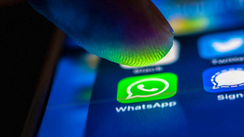 Ecco come. Truffatori derubano decine di genitori svizzeri fingendosi i loro figli su WhatsApp