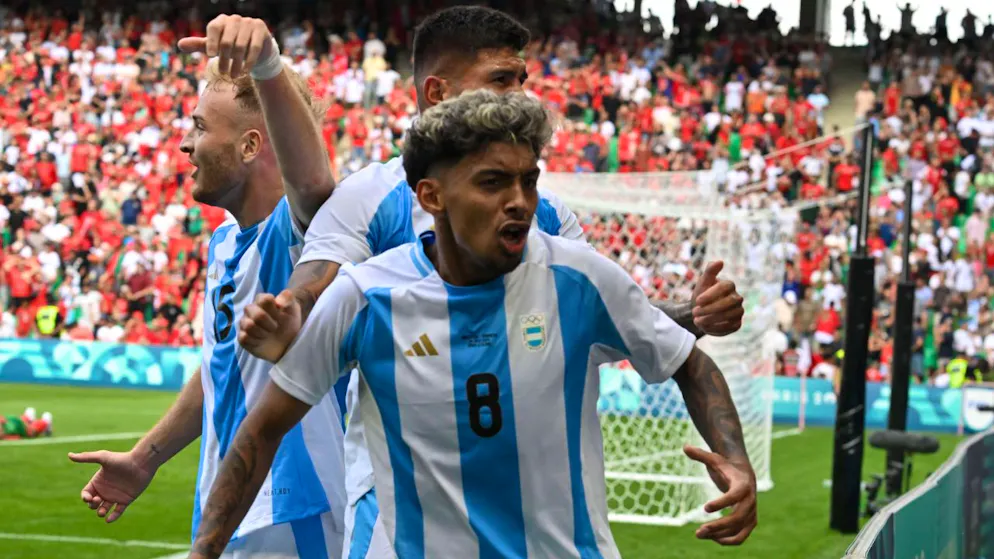 Chaos at the start of the Olympics. Argentina equalize in the 106th minute - 2 hours later the goal is disallowed