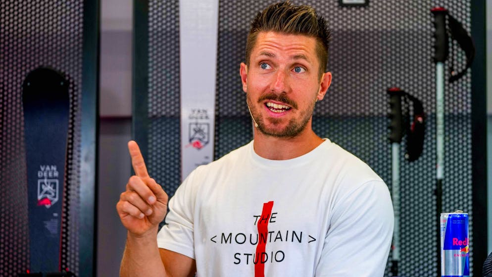 Return as athlete and ski producer. Hirscher's typical restraint and the explosive dual role