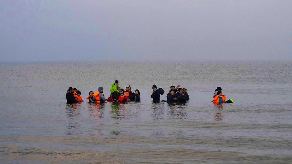 ARCHIVE - A boat carrying 45 migrants has capsized off the coast of Yemen (symbolic image/archive image). Photo: Bernat Armangue/AP/dpa