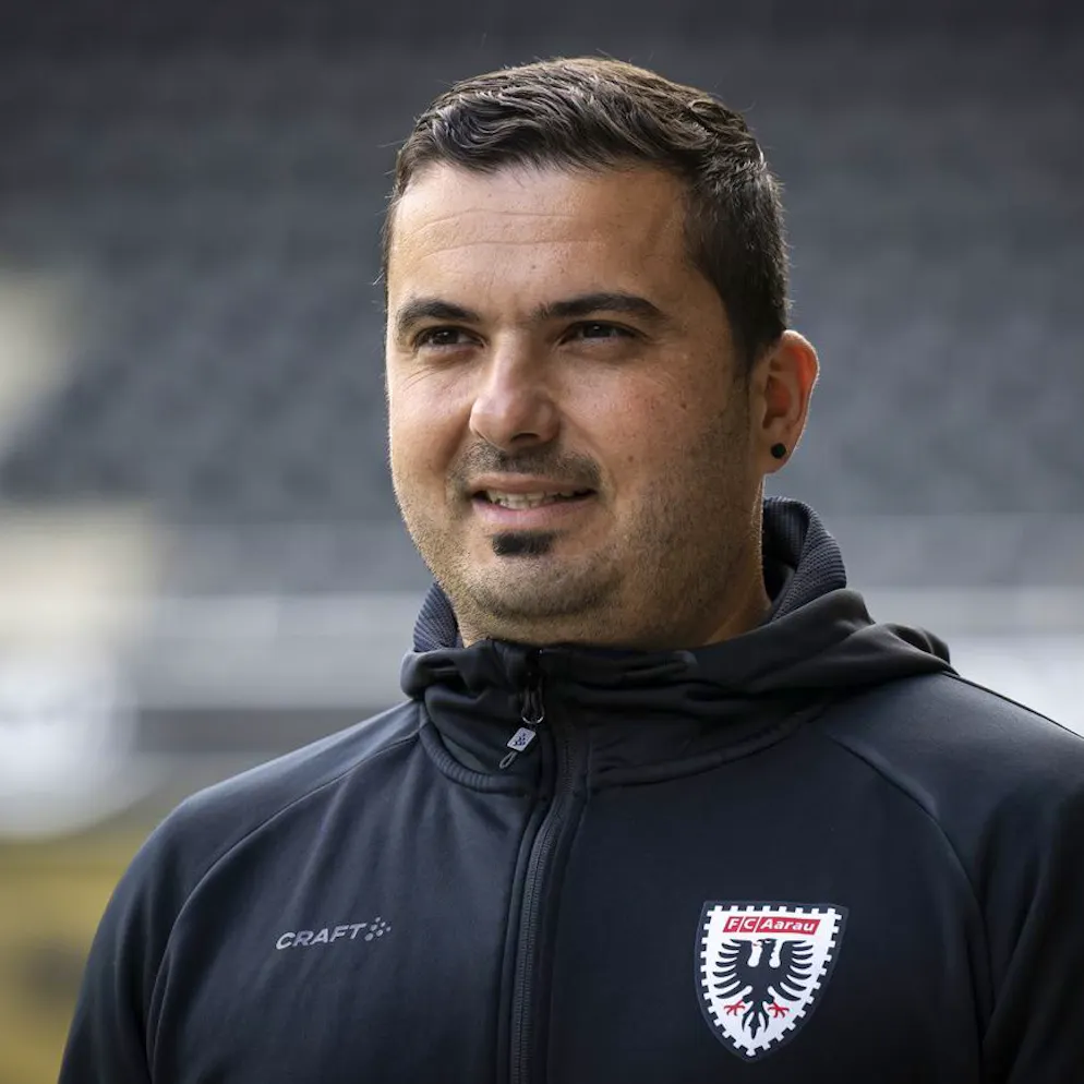 Aarau-Coach zeigt sein Zuhause. Hecht-Fan, Familienmensch und eine grosse Liebe – das ist Trainer-Talent Brunello Iacopetta