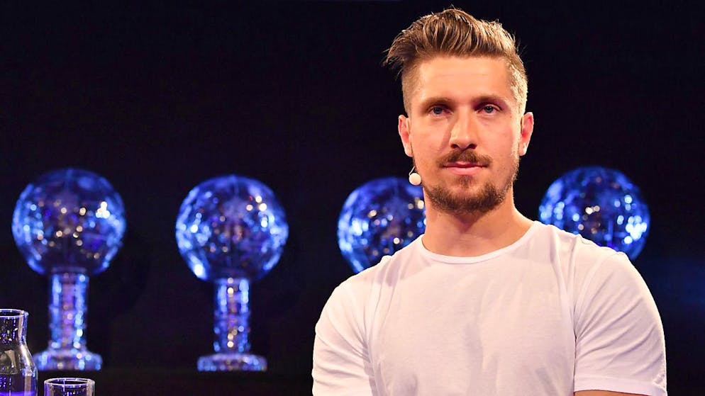 Hirscher benefits from rule change. World Cup starts for ski greats possible with wildcard in future