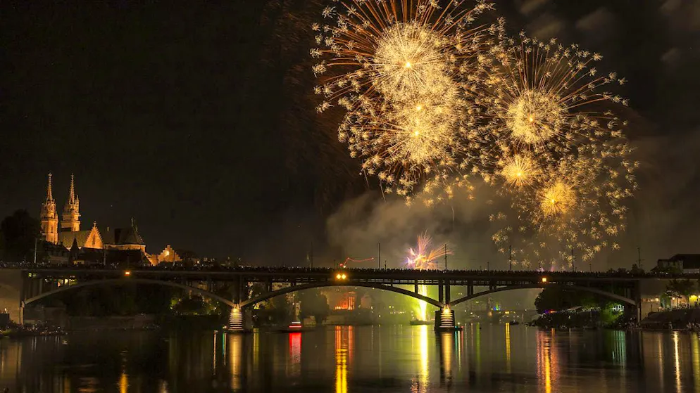 Fireworks over the Rhine. (archive picture)