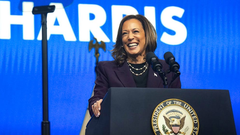 US-Vizepräsidentin und demokratische US-Präsidentschaftsbewerberin Kamala Harris spricht zu Mitgliedern der zweitgrössten US-Lehrergewerkschaft American Federation of Teachers in Houston. (25. Juli 2024) 