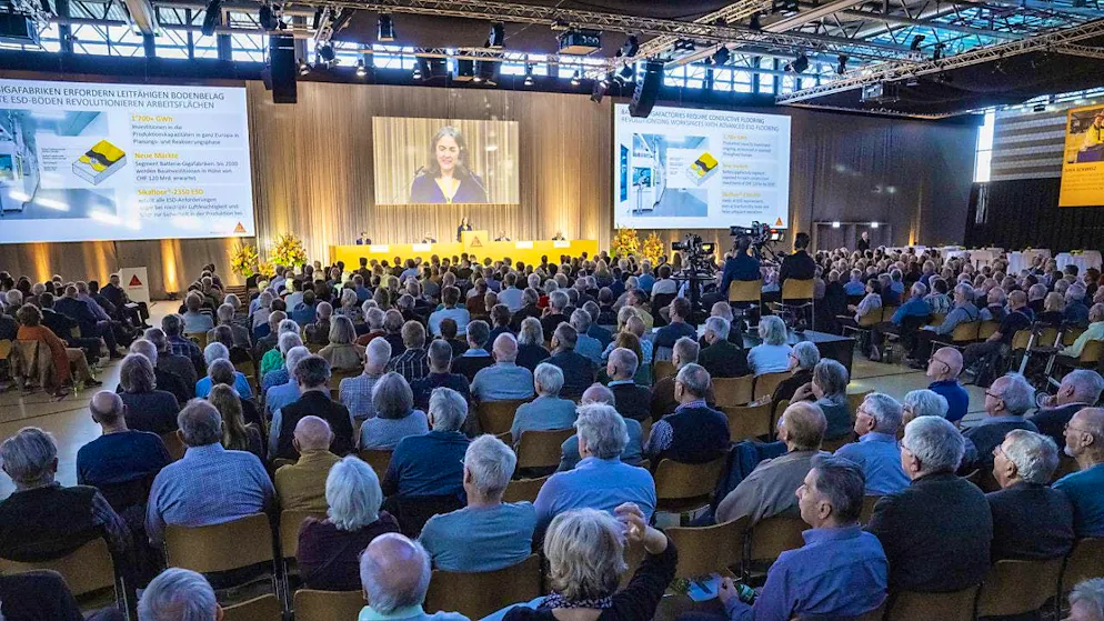 They approve the sustainability report: shareholders at the Annual General Meeting of building materials manufacturer Sika. (archive picture)