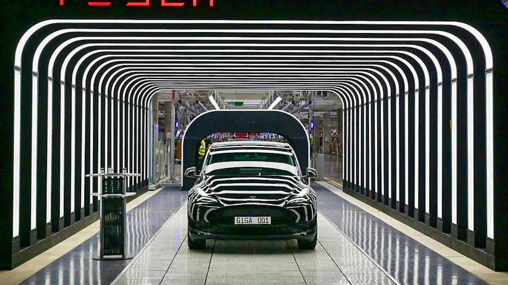 The world's most common electric car: a Model Y from the manufacturer Tesla in its factory near Berlin. (Archive image)