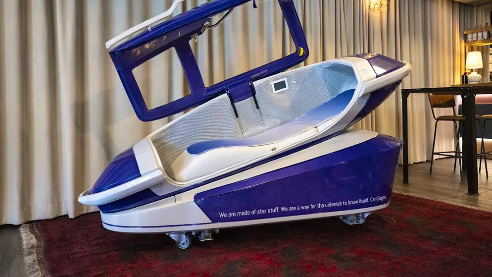 The announced inauguration of the "Sarco" suicide capsule on Swiss soil has been the subject of much discussion in the Swiss and international media.