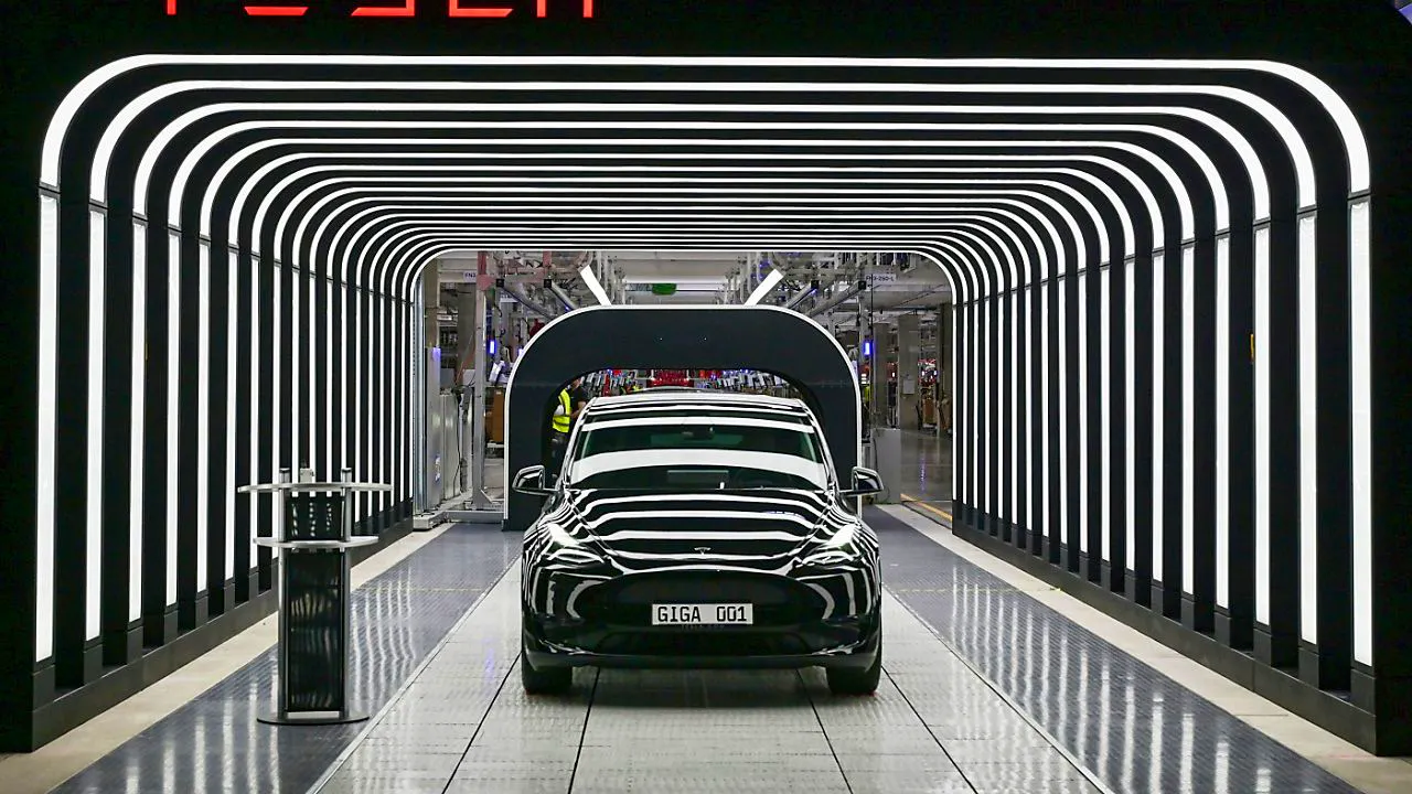 Automotive industry. 42 million cars with electric drive worldwide