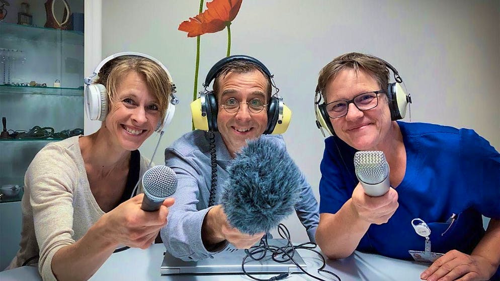 Regula Inauen, Léo Streck and Annette Schneider from the "Radio Jojo" podcast team.