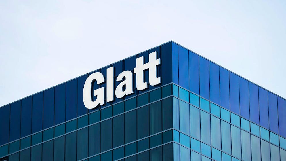 Drei Rumänen gingen im Glattzentrum auf Diebestour. Die Polizei konnte sie verhaften, bevor sie mit der Beute aus dem Parkhaus fahren konnten. (Archivbild)