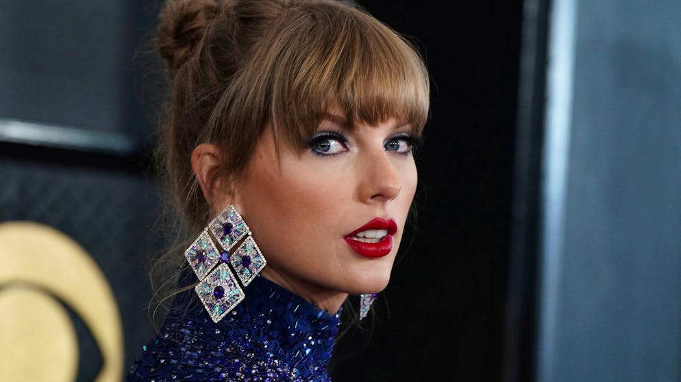 Terrorist attack on concert foiled. Where is Taylor Swift? There's a guess