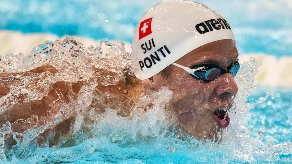 Noè Ponti beats his national record by less than six tenths in the preliminary heat of the 200 m dolphin and confidently advances to the semi-finals in the evening