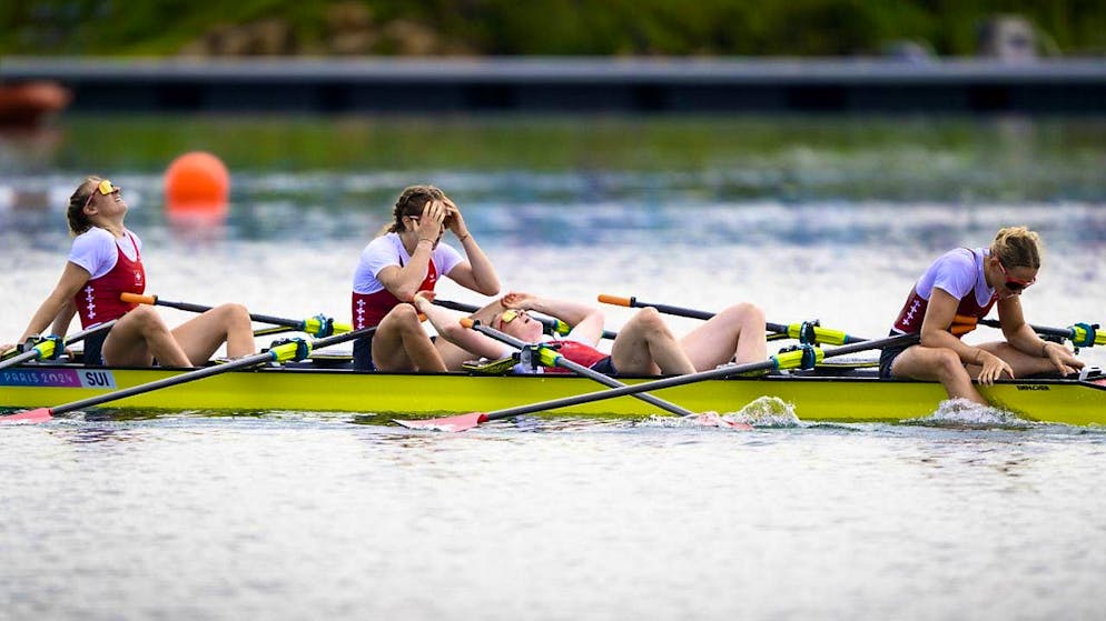 Lisa Lötscher, Pascal Walker, Célia Dupré and Fabienne Schweizer were completely exhausted after their final sprint, which brought them to within 42 hundredths of third place.