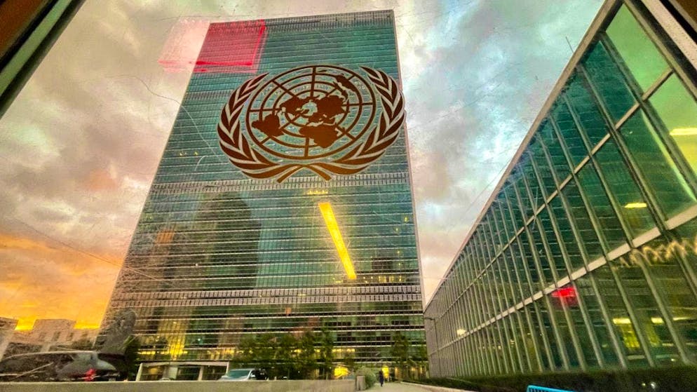 ARCHIVE - The building of the United Nations headquarters. Photo: Eduardo Munoz/AP/dpa