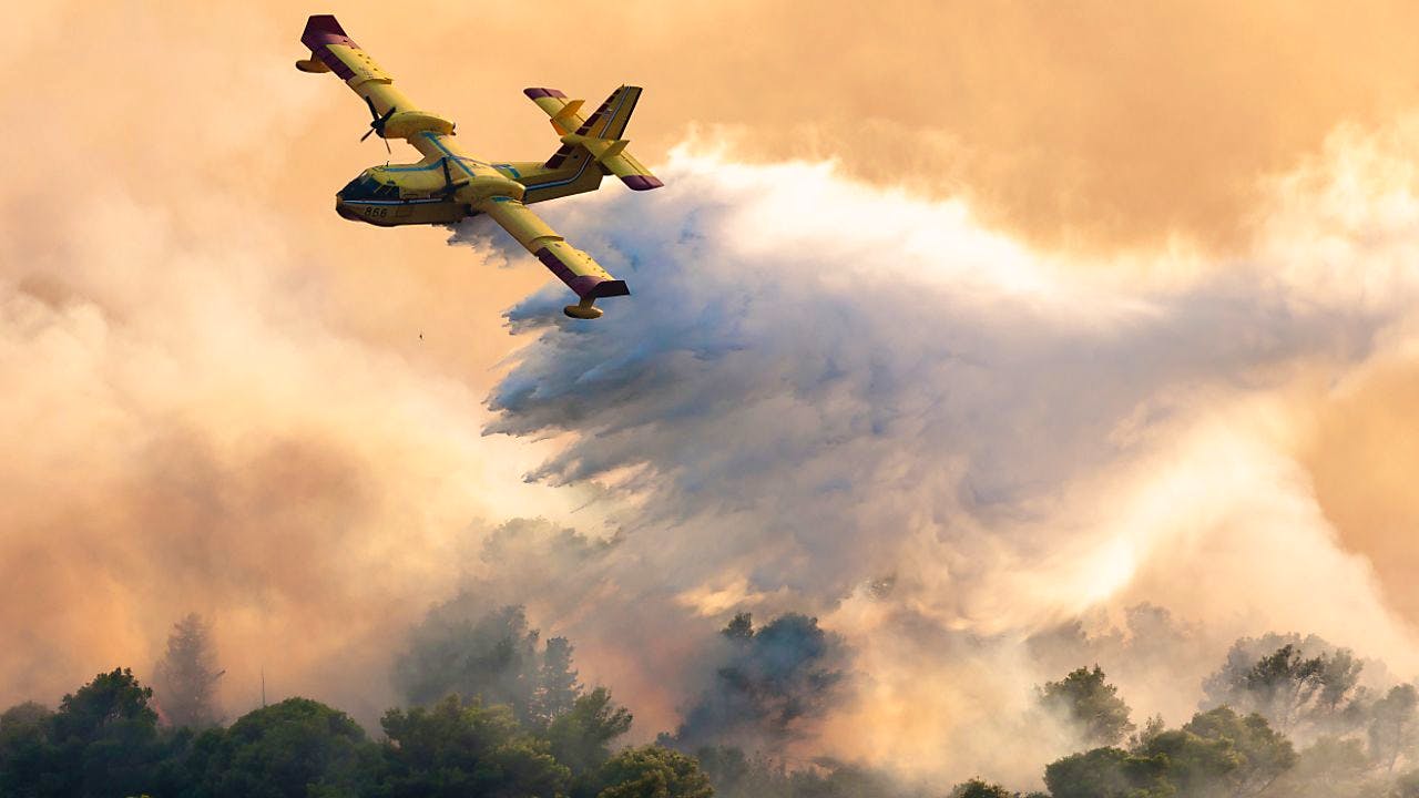 Latest news. Hundreds of firefighters fight vegetation fires in Croatia