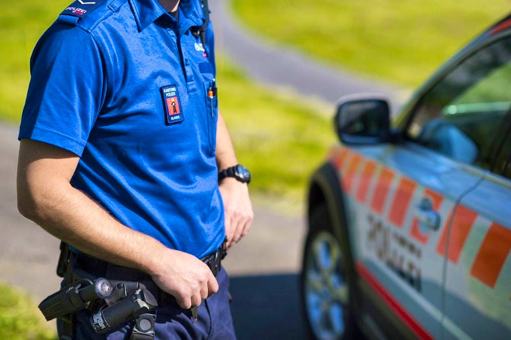 The Glarus cantonal police are asking the public for help.