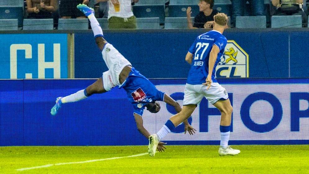Luzern's Nicky Beloko celebrates his goal against Sion with a floor routine