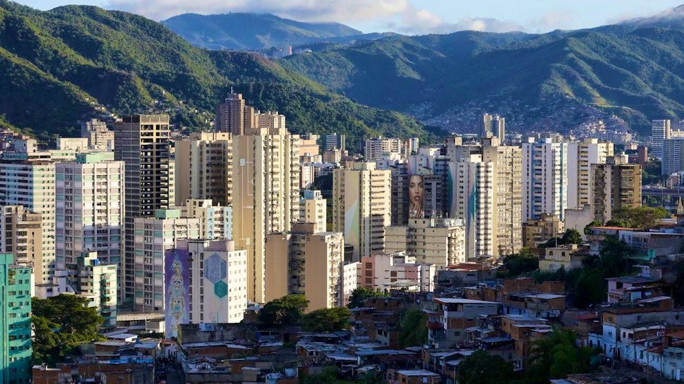 According to an analysis by "Forbes", Caracas is the most dangerous city for travelers.