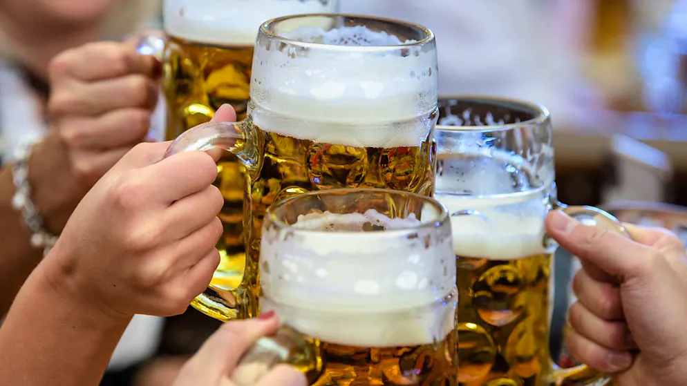 Oktoberfest hosts skeptical. Non-alcoholic beer is becoming increasingly popular