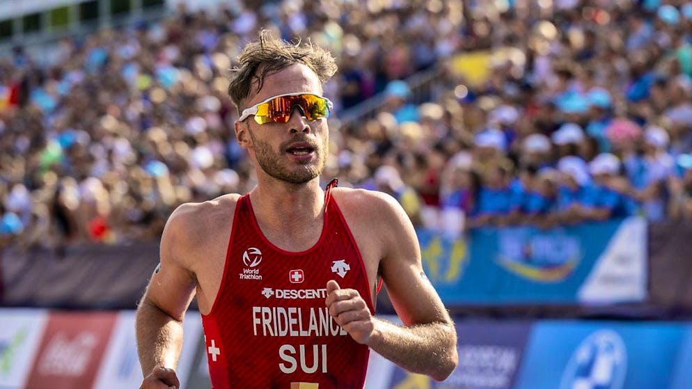 Sylvain Fridelance joins the mixed relay team as a replacement for the substitute