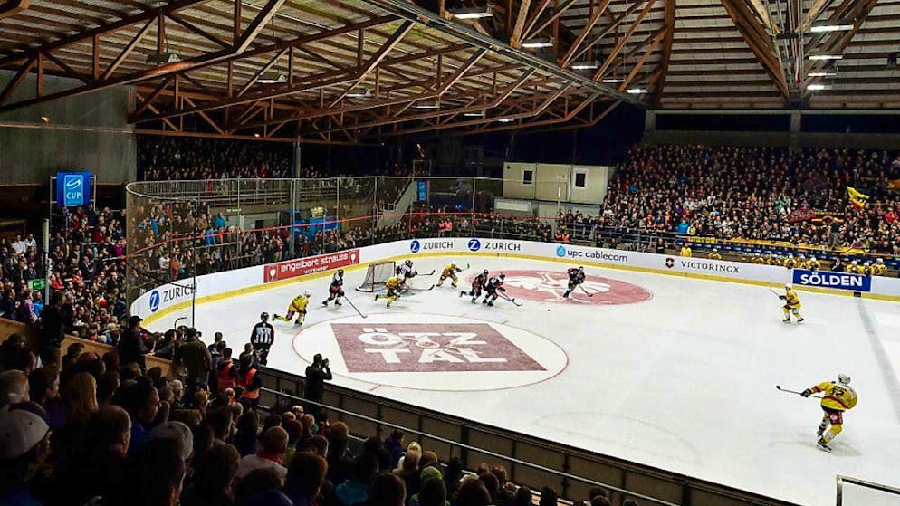 A supplementary credit of CHF 8.7 million is required for the complete renovation of the Thun Ice Sports Center. (archive picture)