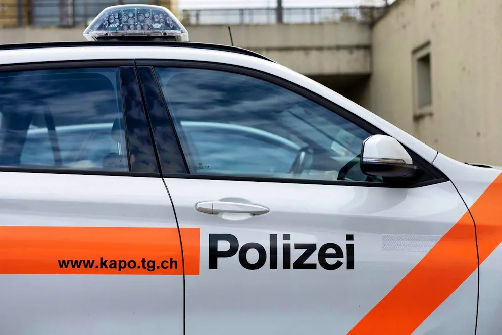 On Monday, the Thurgau cantonal police revoked the driving licenses of two drivers because they were driving under the influence of alcohol.