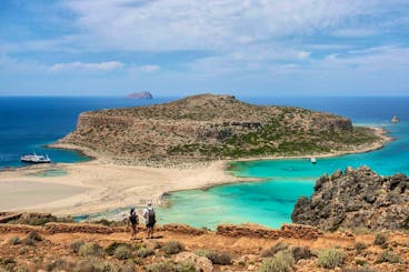 Turisti nella parte nord-orientale dell'isola di Creta (foto d'archivio).