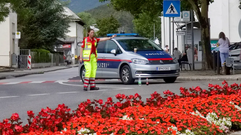 Anschläge bei Swift-Konzert in Wien geplant: zwei Festnahmen - Gallery. Das Gebiet rund um die Wohnung des Verdächtigen wurde großräumig abgesperrt.