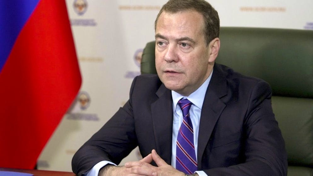 «Non si tratta più di un'operazione per riconquistare le nostre terre (...). Noi possiamo e dobbiamo muoverci più a fondo», ha sostenuto Dmitry Medvedev.