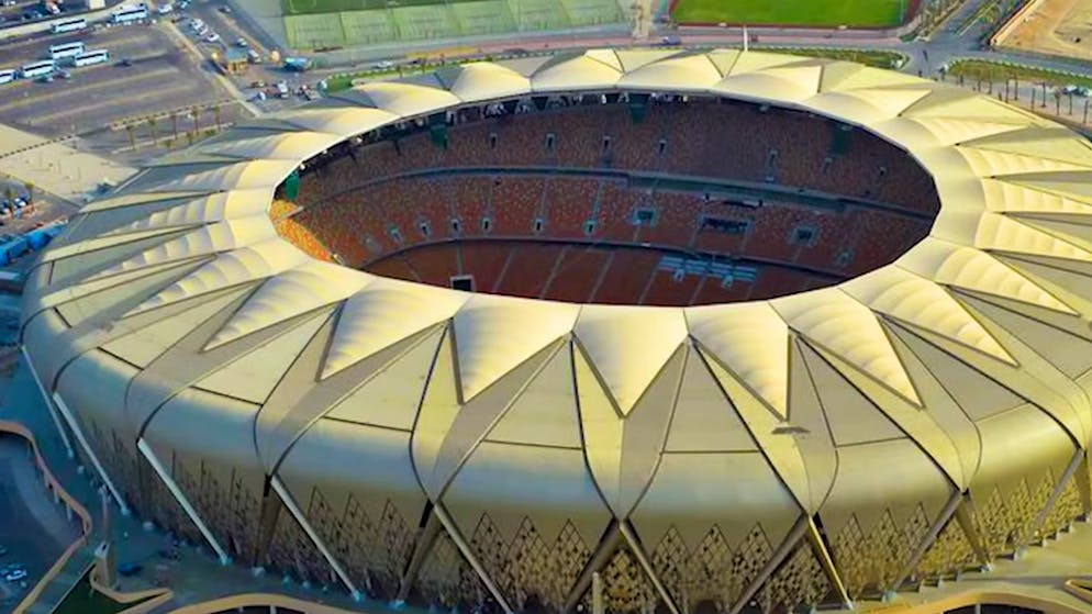 Saudi-Arabien stellt seine 15 extravagante Stadien für die WM 2034 vor. King Abdullah Sports City Stadion / 58'432 Zuschauer