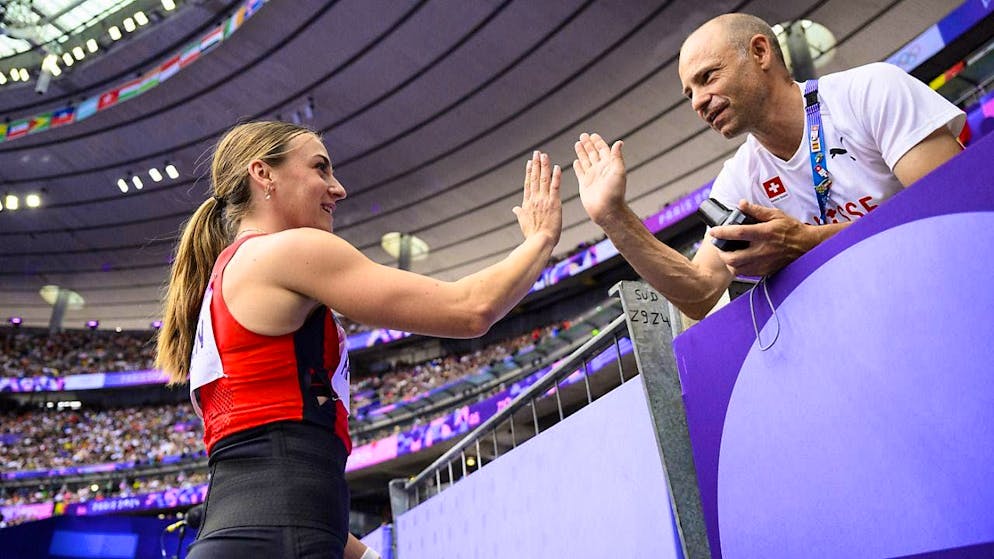 Different emotions in the Platz-4-WG - Gallery. Annik and her father and coach Marco Kälin harmonize perfectly