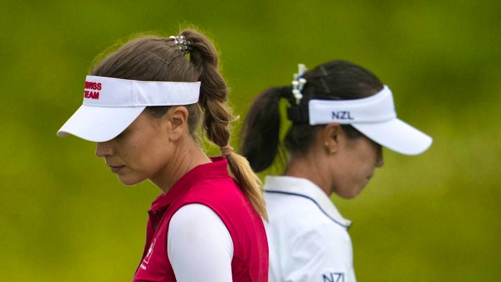 Morgane Métraux still on course for a medal - Gallery. Morgane Métraux (left) and Lydia Ko (right) lead the leaderboard and will also play the final round together on Saturday