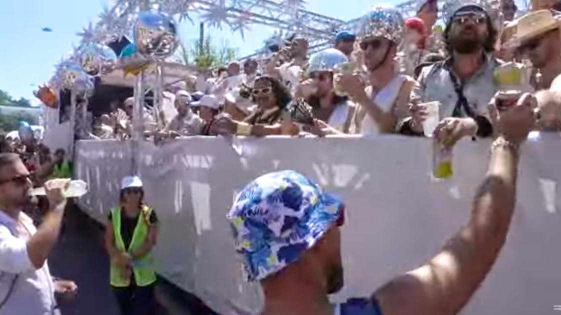 Street Parade ticker Hundreds of thousands flock to the lake basin