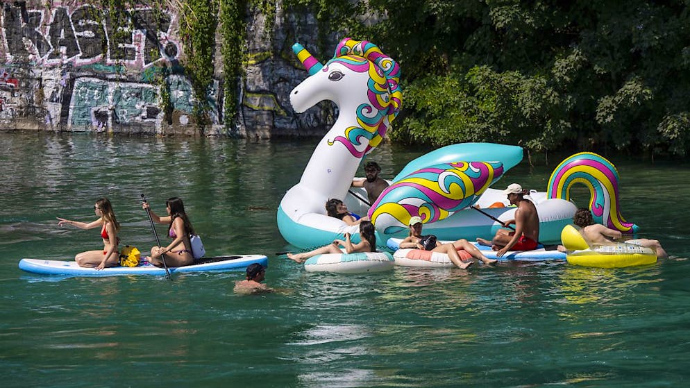 Die Menschen in Genf suchen Abkühlung in der Rhone. (Archive image)