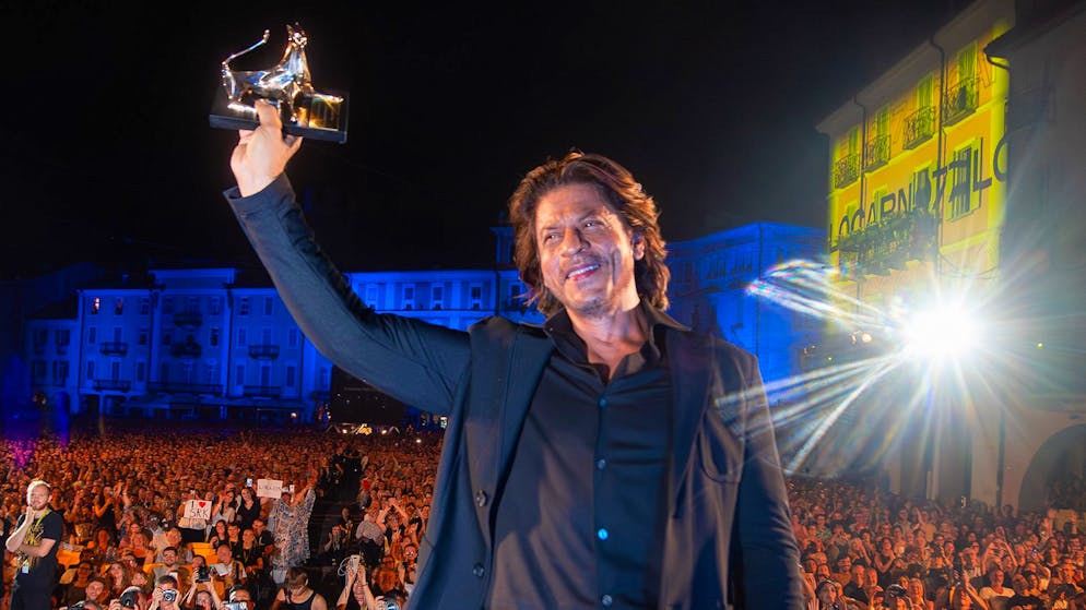 Bollywood star at the Locarno Film Festival. Shah Rukh Khan melts hearts in the heat