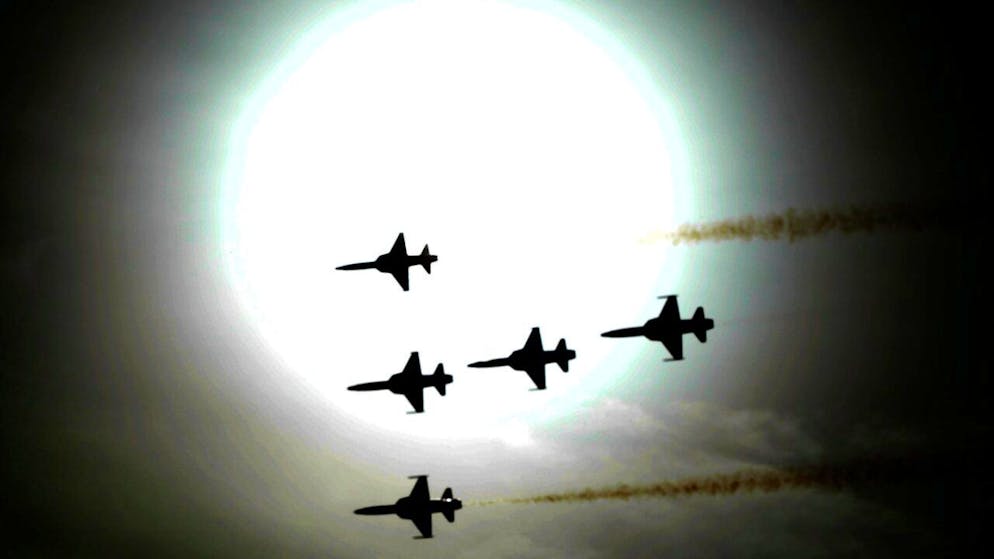 Vor 60 Jahren ist die Patrouille Suisse gegründet worden - Gallery. Das Verteidigungsdepartement will mit dem F-5-Betrieb bis Ende 2027 aufhören. (Archivbild)