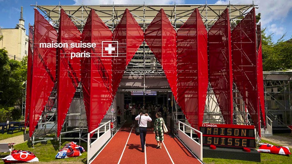 50,000 visitors to the Maison Suisse - Gallery. The Maison Suisse in the garden of the Swiss Embassy in the 7th arrondissement, just a few steps away from the Hôtel des Invalides.