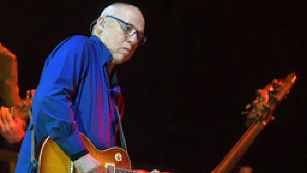 The Scotsman Mark Knopfler is one of the best bands that the band Dire Straits has made, with hits that "Sultans of Swing" Oder "Brothers in arms". Then there was Solo inheritance. Jetzt is 75 and can no longer go near the stage. (Archive image)