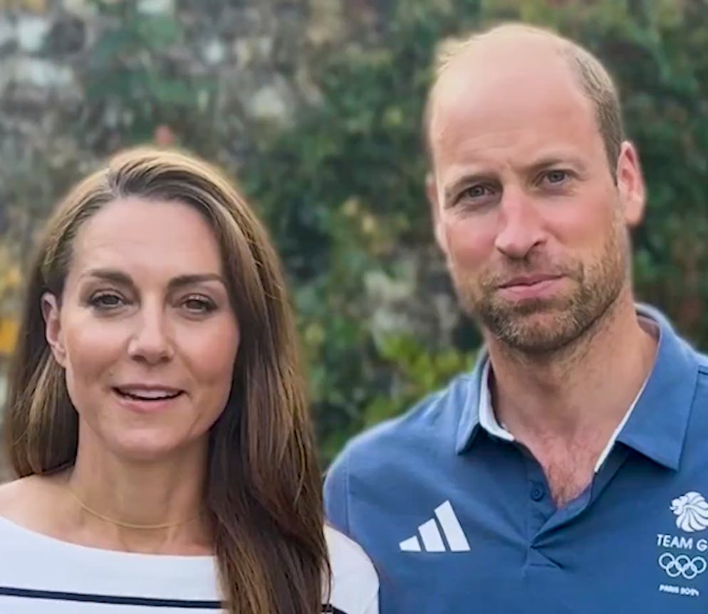 Prinz William zeigt sich mit Dreitagebart.