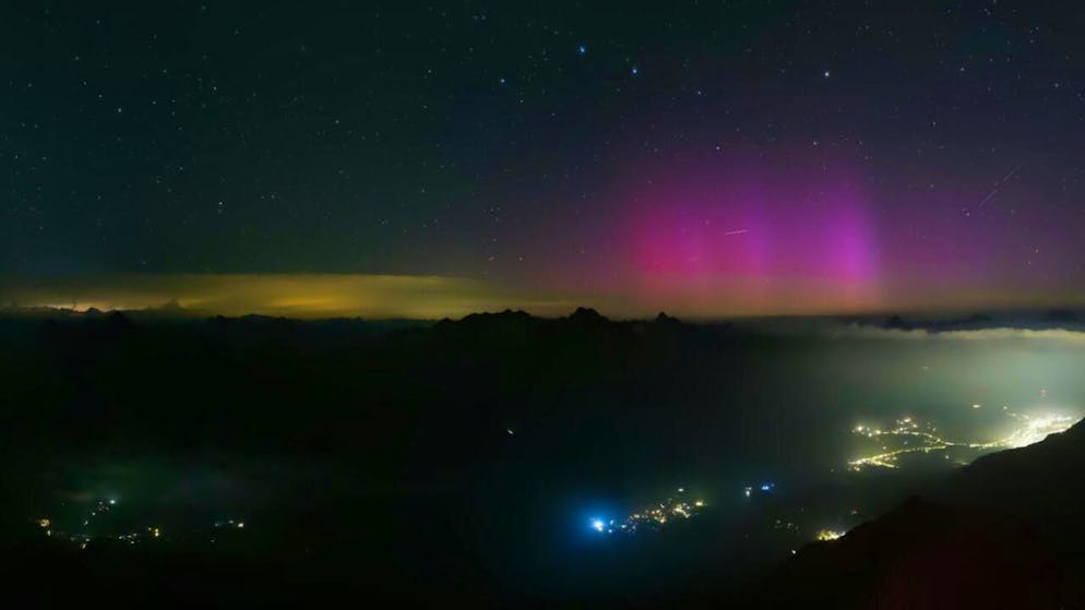 L'aurora boreale vista la scorsa notte dal Piz Corvatsch (GR).
